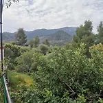 En Lugar Tranquilo Alejado De Zonas Turisticas